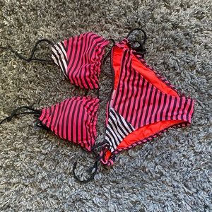Swim suit